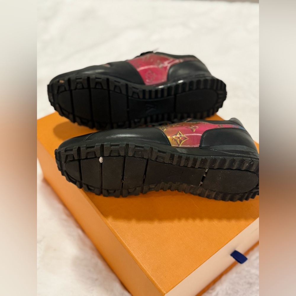 Louis Vuitton 2054 Holographic Monogram Run Away Sneakers – Men’s 7 - Picture 4 of 5